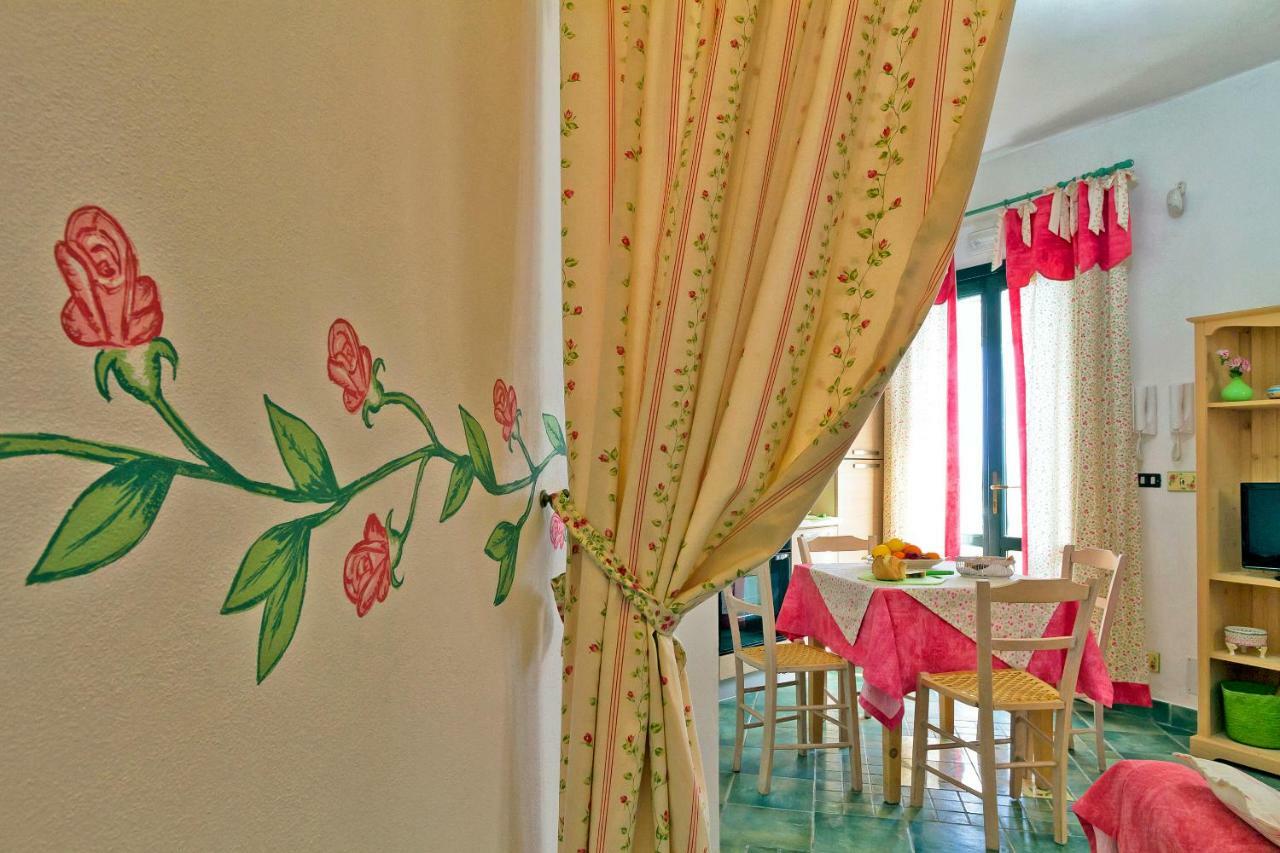 Case Di Fiori Fontane Bianche Exteriör bild